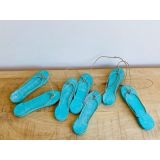 Large garland of 8 wooden thongs - Turquoise 