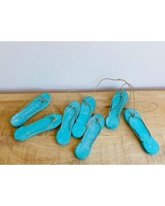 Large garland of 8 wooden thongs - Turquoise 