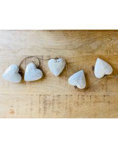 Garland of 5 wooden hearts